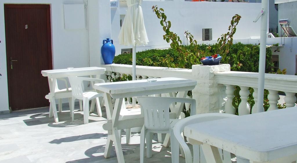 Hotel Eleftheria Páros Zewnętrze zdjęcie