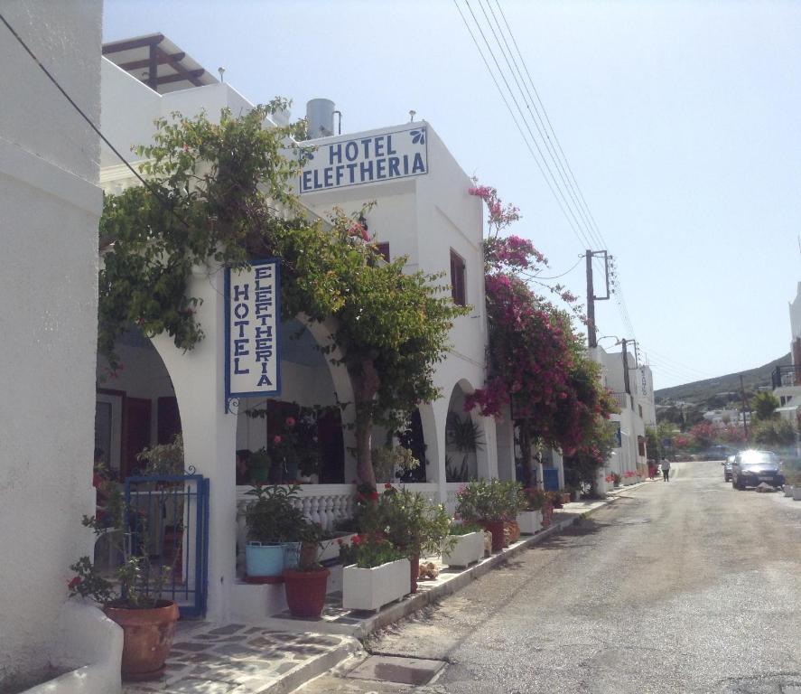 Hotel Eleftheria Páros Zewnętrze zdjęcie